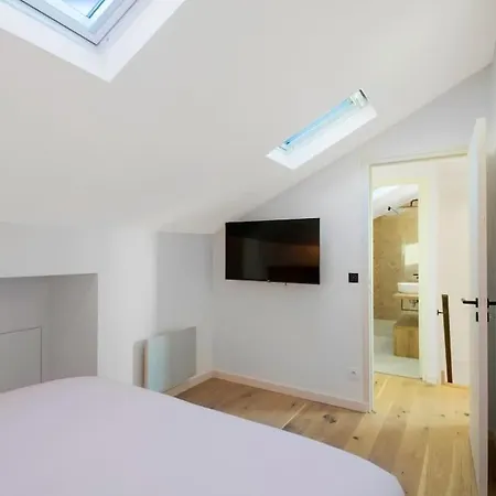 42.appart 6pers#2bedroom #père Lachaise #nation Parigi